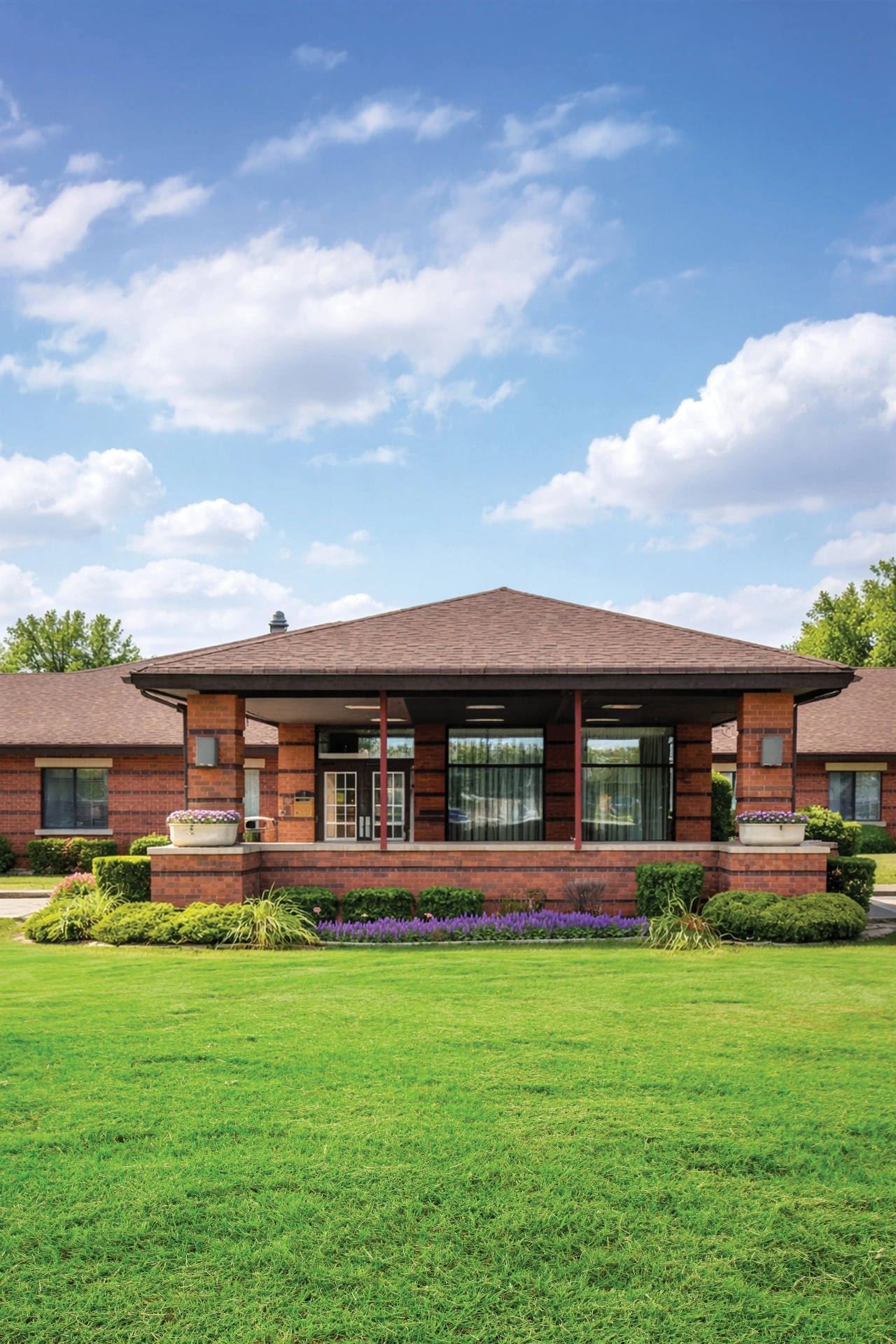 THRYVE of South Holland facility exterior